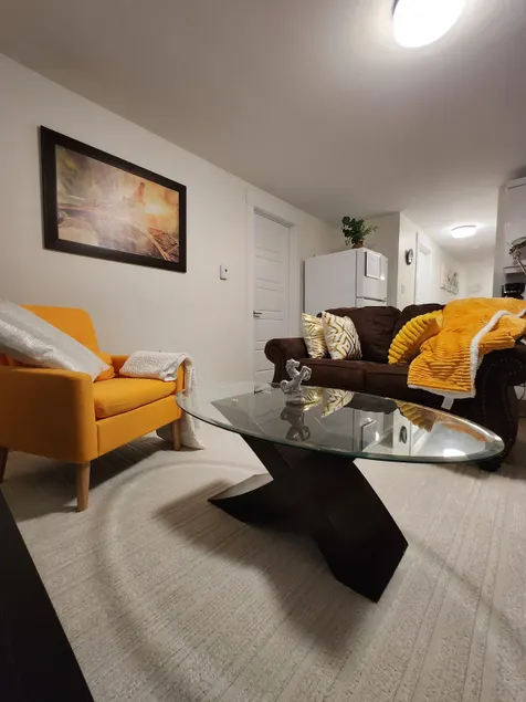 New, Elegant, Private, Quiet&Comfortable Apartment - Image 1