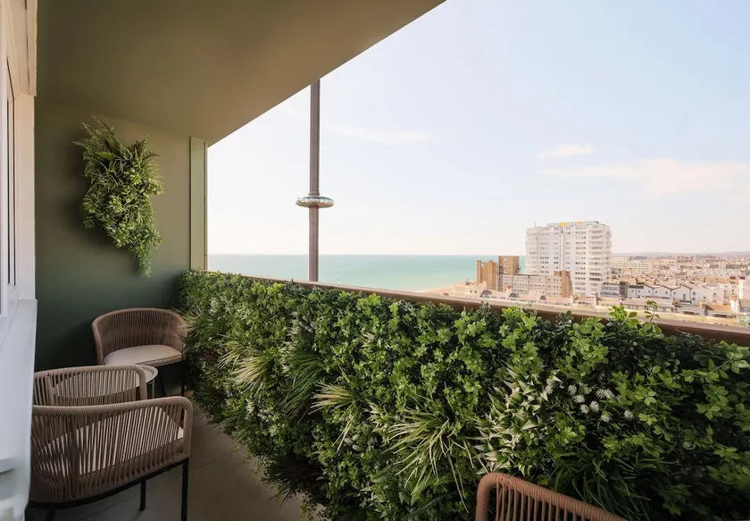 Sunset Apartment - 7th Floor Double Tree - Image 1
