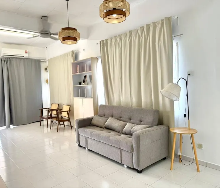 Amanara Segamat- Comfy & Serene retreat in Segamat - Image 1