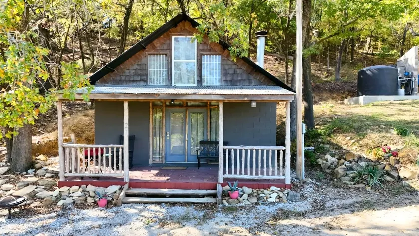 Turner Escape Cabins #2 - Image 1