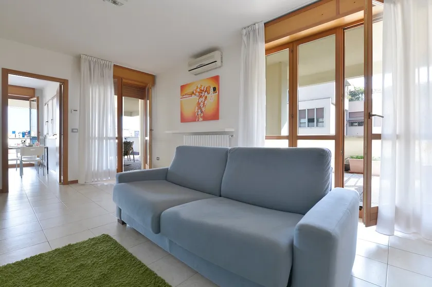 UR-NEST Emilia Levante A - Image 1