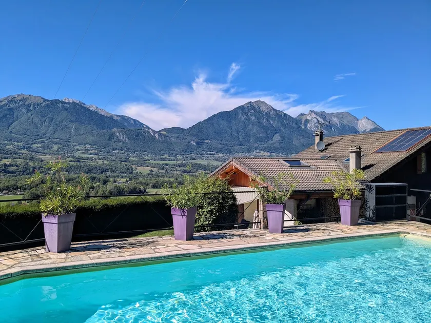 Alpes Chalet - Pool - Bike - Hiking - Lakes - Image 1