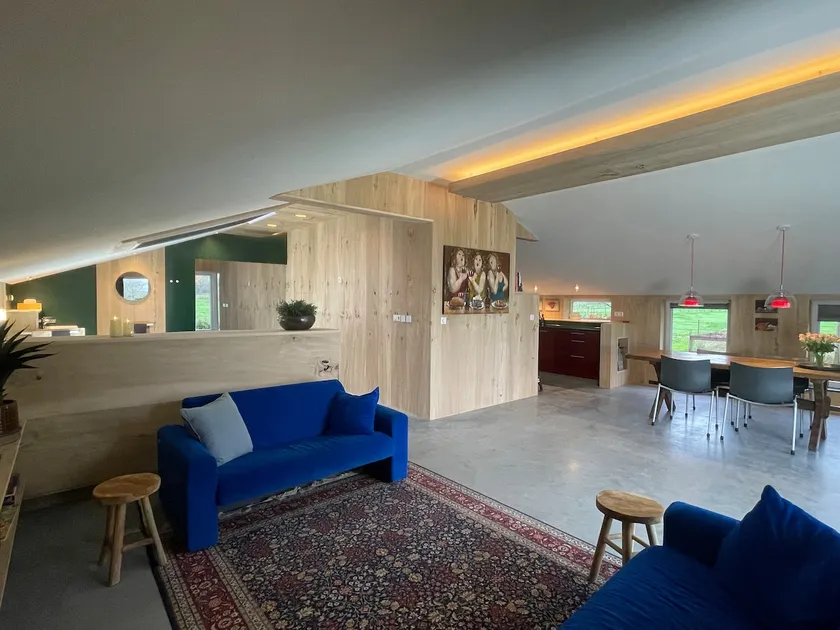 Comfortable loft feeling – with character & views - Image 1