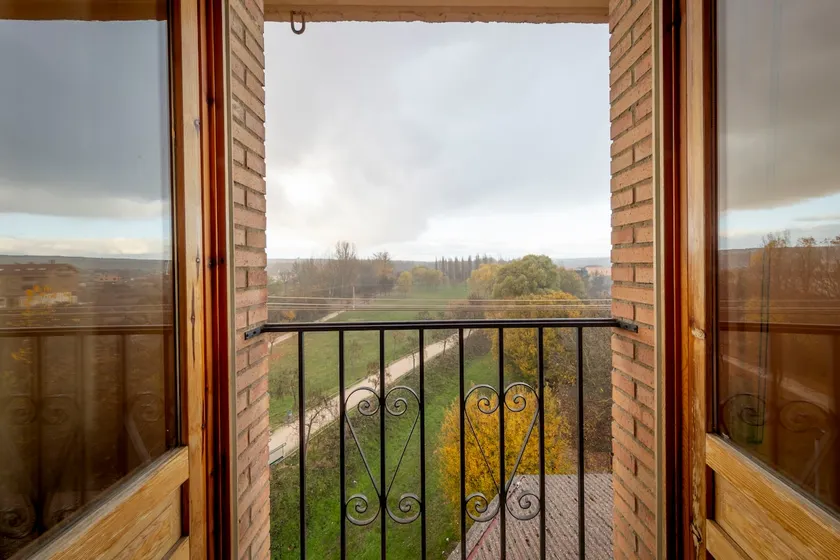 Historic Village Escape in Burgo de Osma - Image 1