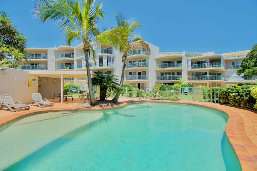 Surfside Haven | Wake to Waves - Image 1