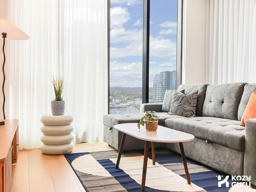 KozyGuru | Box Hill | Elegant City Hideaway - Image 1