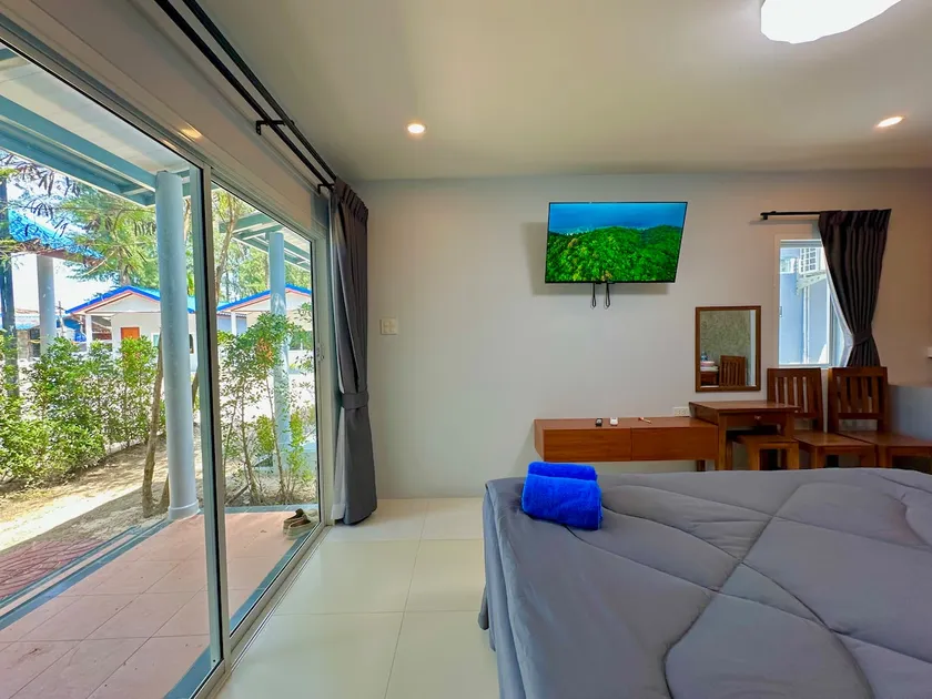 Bangtao Beach Chalet Resort - Image 1