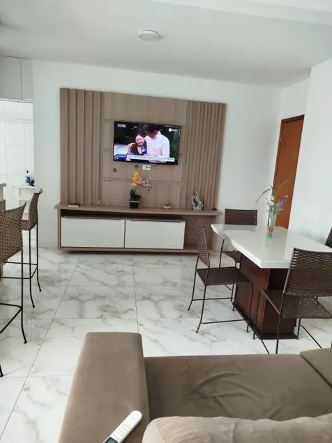 Maria - 2-bedroom apartment - Image 1