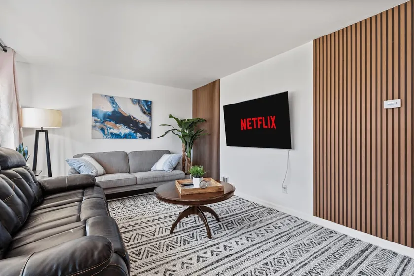 Stylish 4BR • Walk to Metro • Sleeps 9 + Games - Image 1