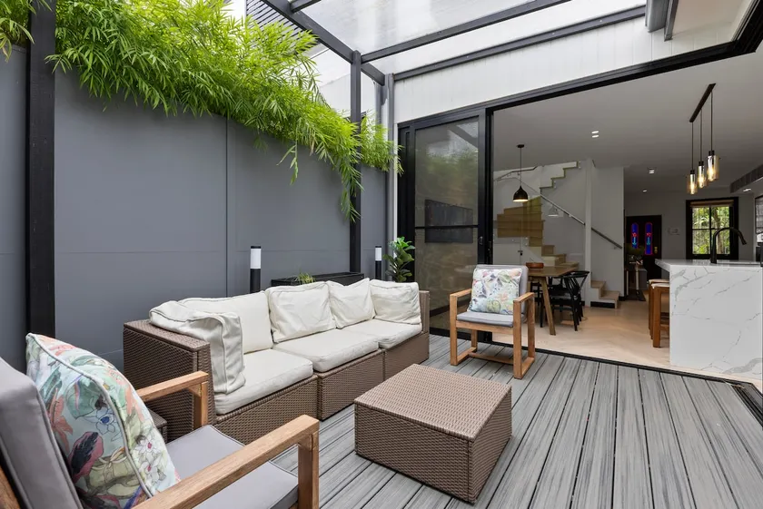 Spacious Family-Friendly 5-BR Home W Terrace - Image 1