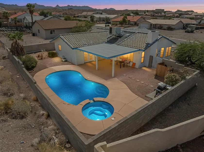 Private Pool, Home Away From Home! - Image 1