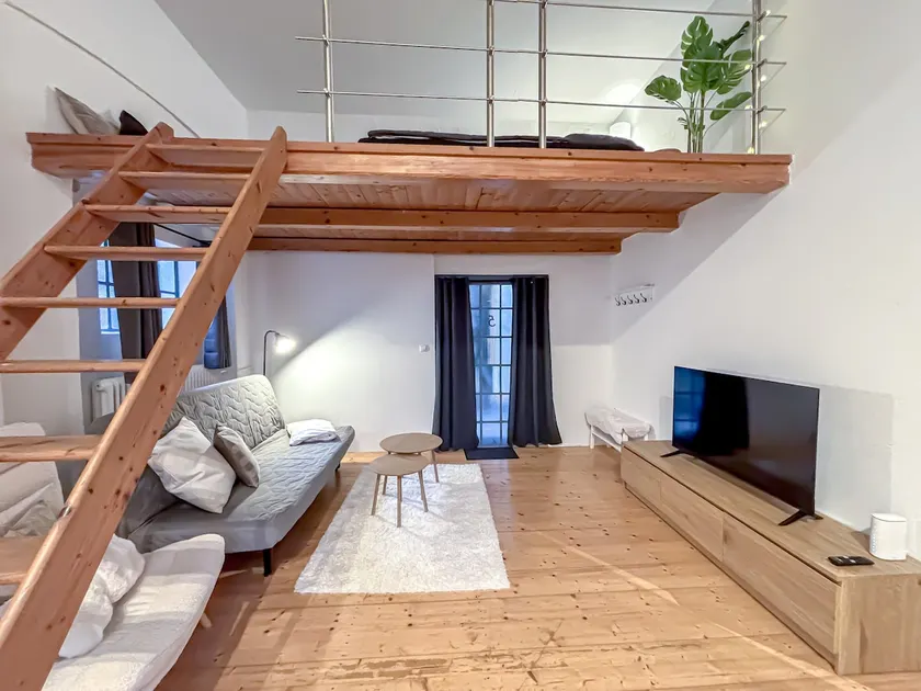 ”The Loft” – Cozy apartment + garage - Image 1