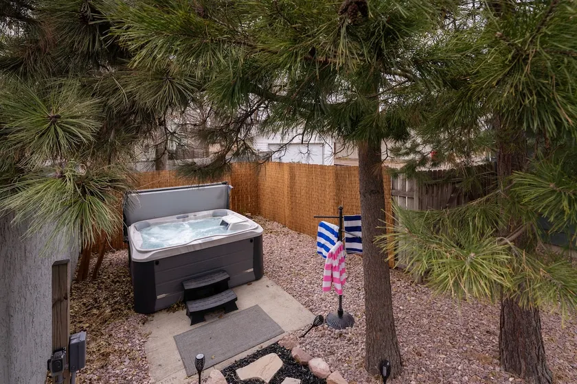 Victorian Hideaway: Near Downtown | Hot Tub + Pets - Image 1