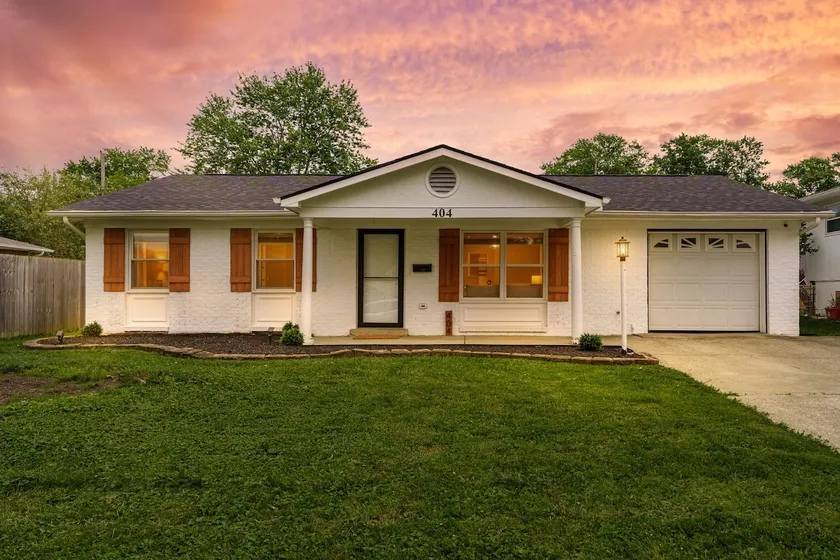 Cozy Ranch King Bed & Pet Friendly - Fenced Yard - Image 1