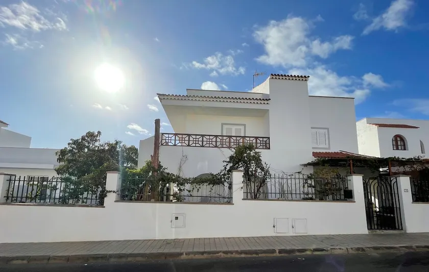 Sunny Holiday Villa Maspalomas with private heatable pool - Image 1