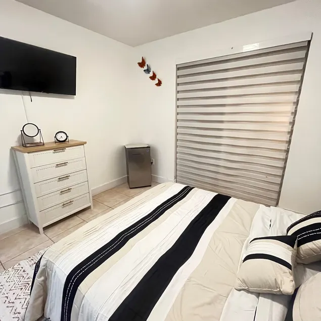 Place for two people - Image 1