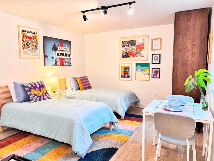 Colorful Montclair Studio - Two Twins or King - Image 1