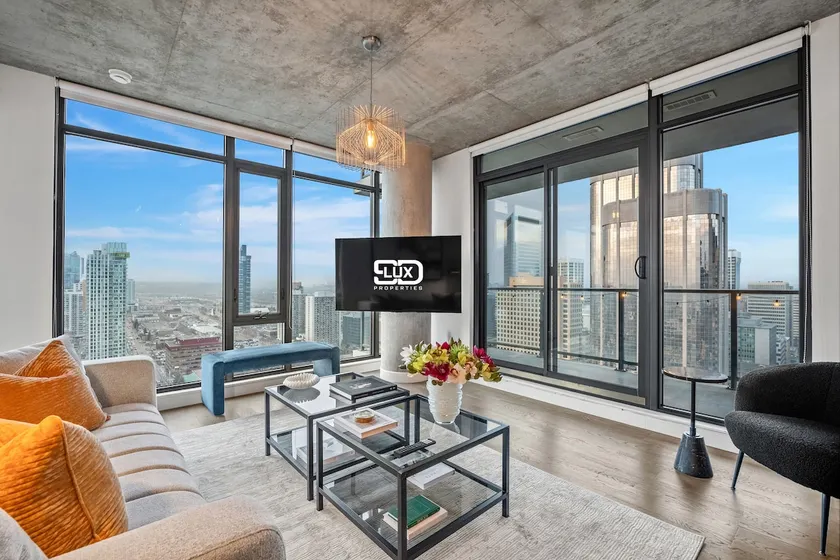 The Loft • Rocky Mountain Views • Heated Parking - Image 1