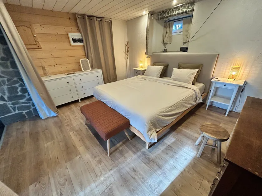 Chalet des Brasses - Skiing, projection and terrace - Image 1