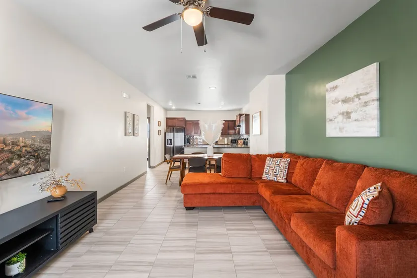 Modern 2BR 2BA Home King Bed Smart TVs D - Image 1