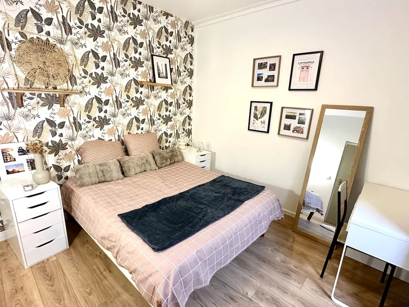 Beautiful 2-room ground floor quiet and wooded - Image 1