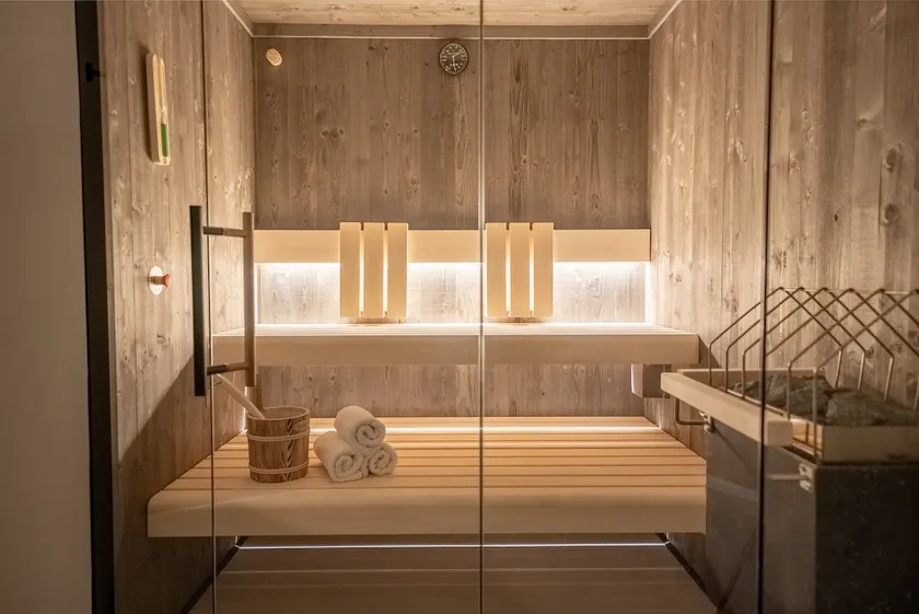 Wellness apartment for 2 with sauna & 180° panorama - Image 1
