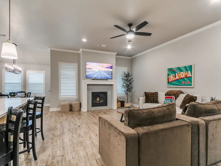 Edmond Route 66 Retreat | King Bed + Patio - Image 1