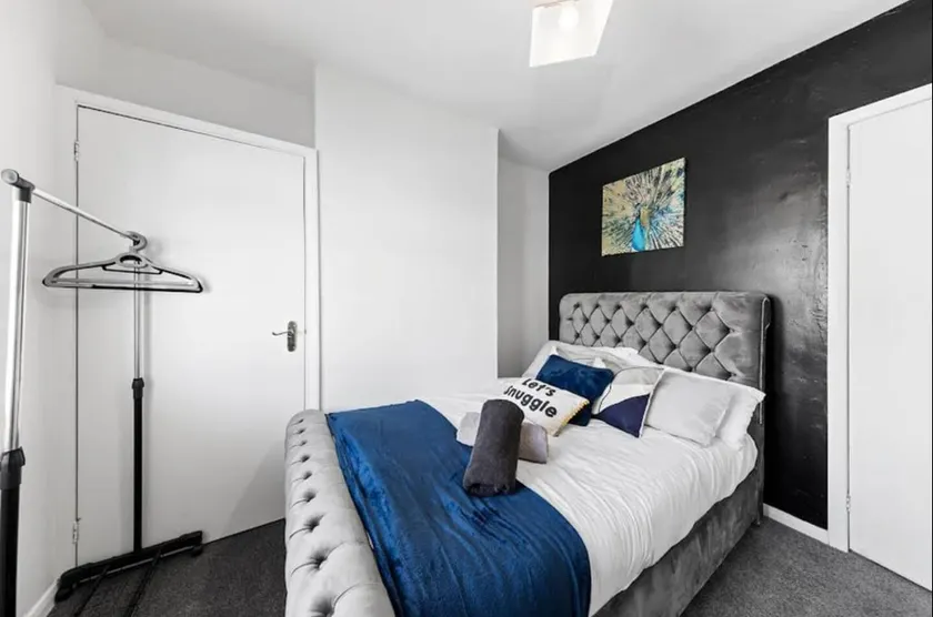 Cosy House for 8 in Rochester - Image 1
