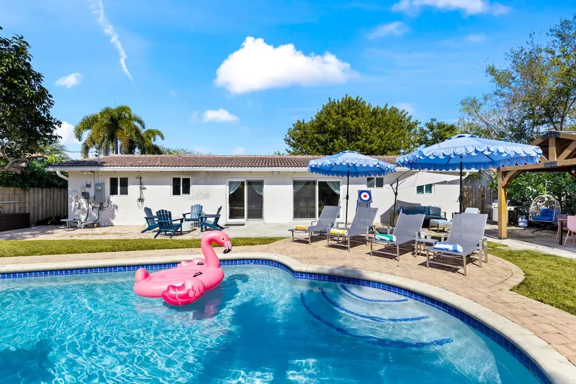 Lighthouse Oasis W/ Heated Pool | 10 Min to Beach - Image 1