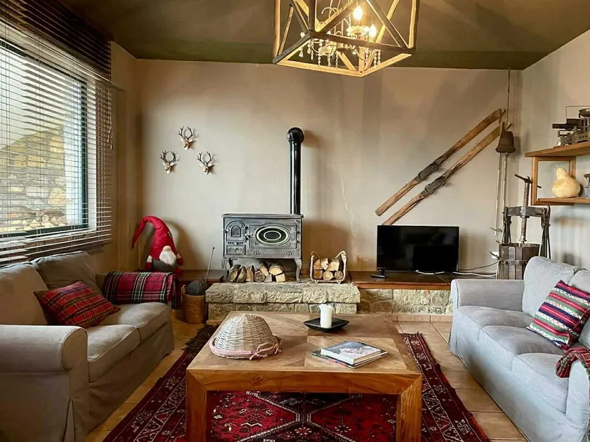 Zoe's mountain house (Eptalofos, Parnassos) - Image 1