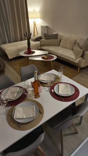 Beautiful 1-bedroom apartment in La Queue-en-Brie – gateway to Paris - Image 1