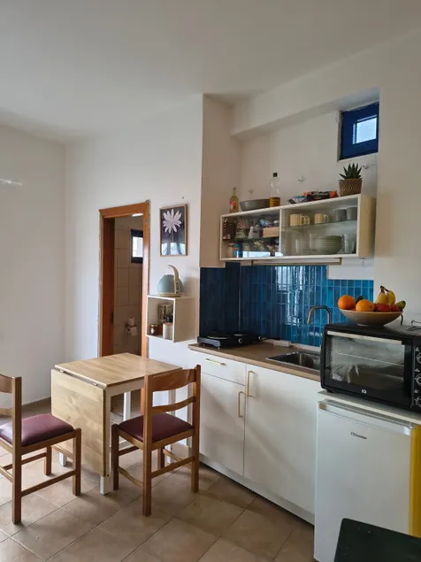 Apartment with sea view central village of Gennadi - Image 1
