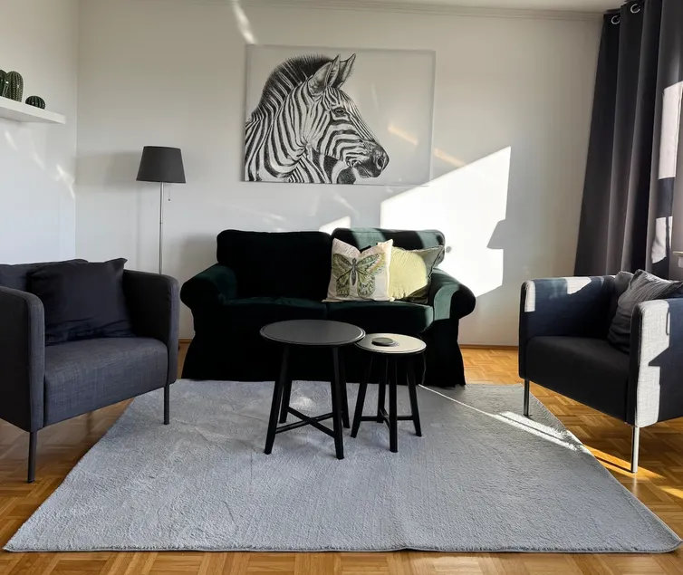 Apartment on 3 levels with private entrance - Image 1
