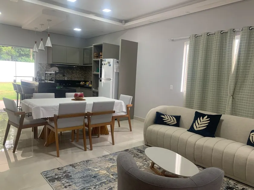 House for rest, comfortable and spacious. - Image 1