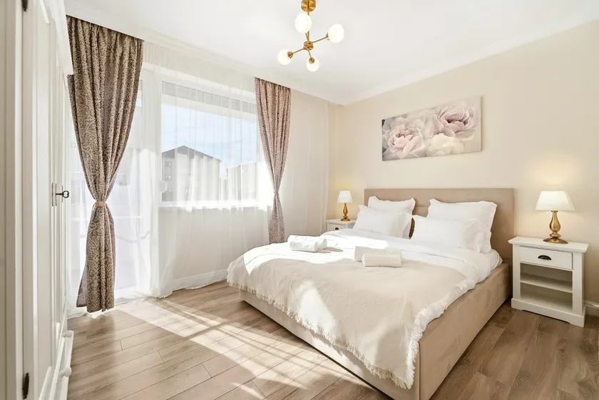 Charming French Getaway Spacious Apartment with Garden and Parking - Image 1