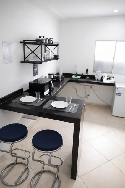 Cozy Mini Apartment with Air Conditioning and Garage - Image 1