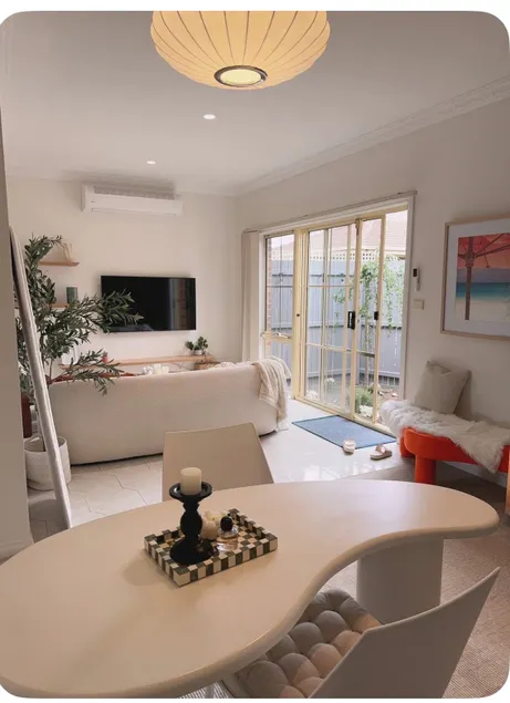 Private Cosy 1BR in Prime Bentleigh Garage/Bath - Image 1