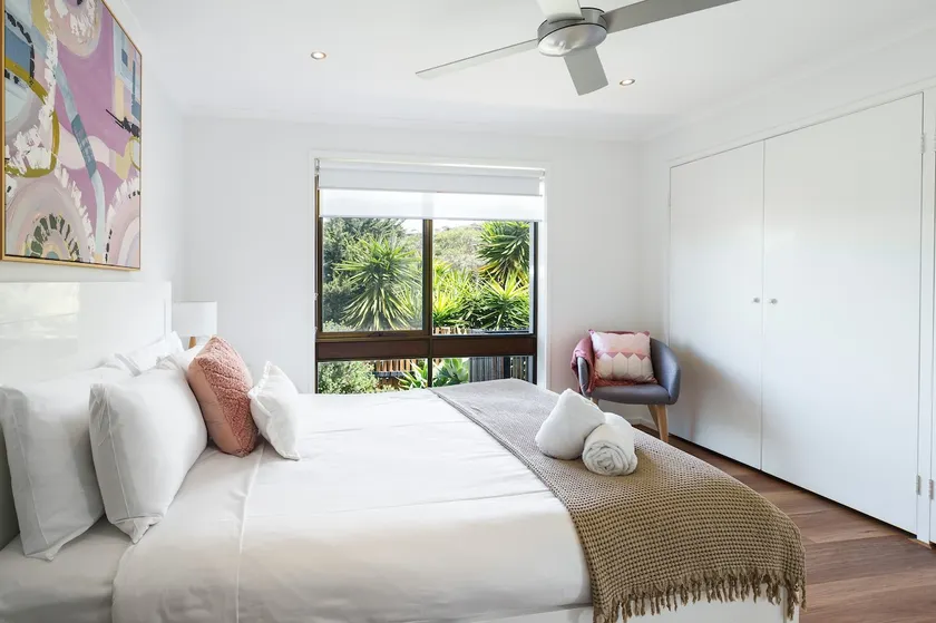 Stylish Beachside Escape in Ocean Grove - Image 1