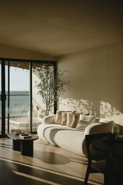 Kasa Dharma an oceanfront House - Image 1
