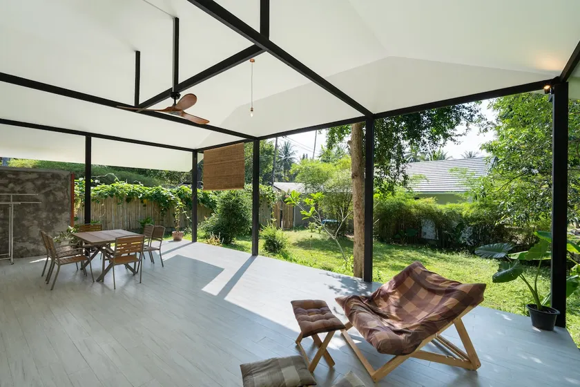 Large Terrace Tropical Garden House in Koh Phangan - Image 1