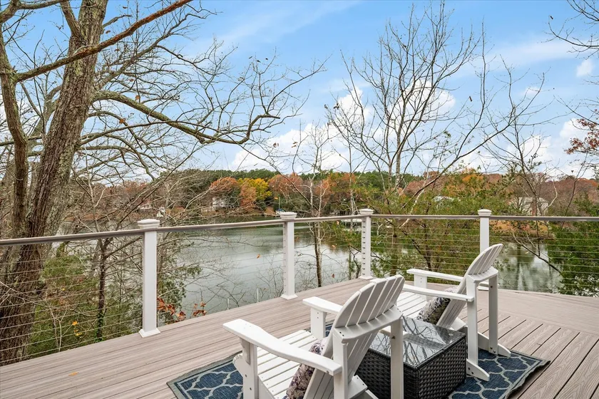 Solomon’s Lakeside Retreat - Image 1