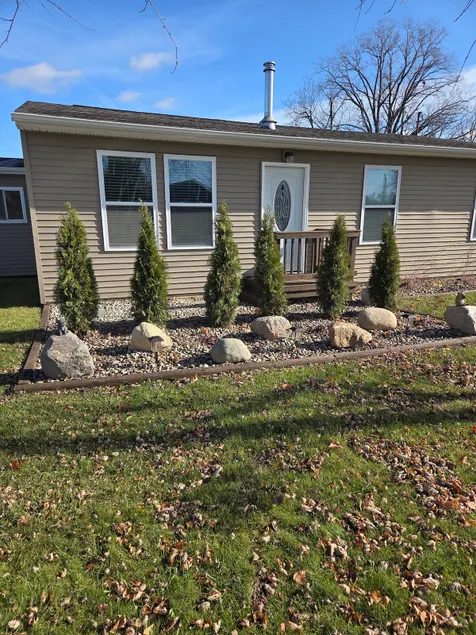 Softwater Lake Retreat - Image 1
