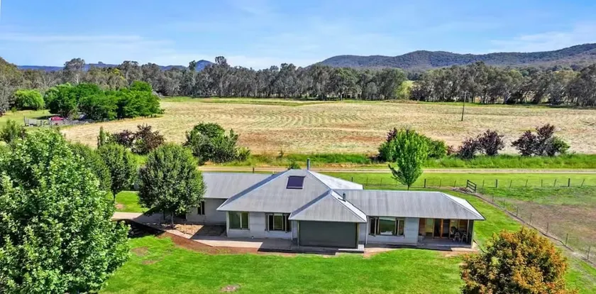 Red Gum Retreat - The Perfect Winter Escape. - Image 1