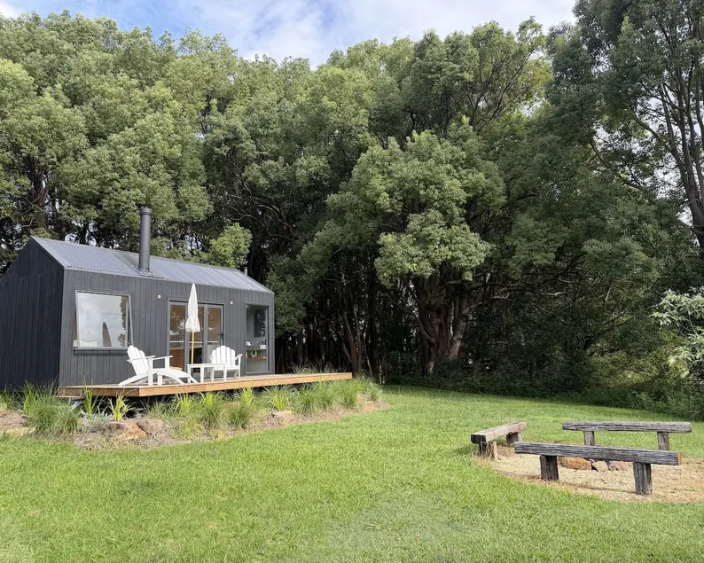 Glencairn Estate Cabin - Image 1