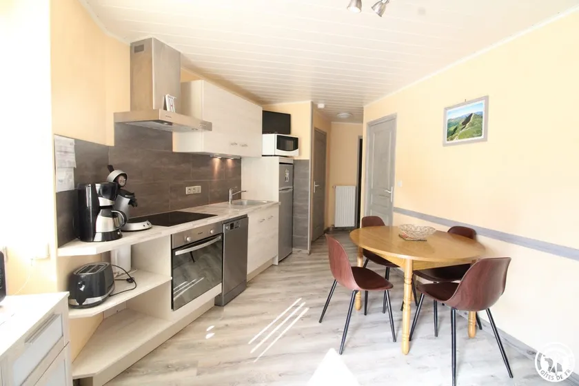 La Fontaine Apartment - Image 1