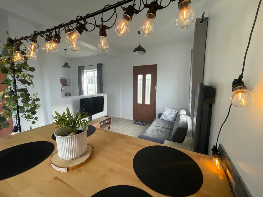 Cozy Studio with Unique Artisan Decor! - Image 1