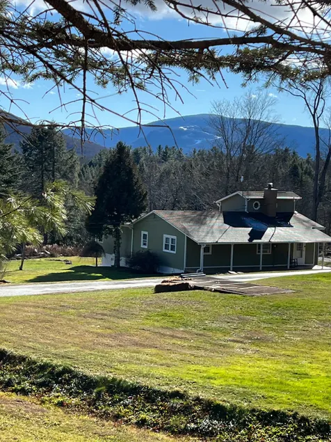 The Green Mountain Cabin Minutes from ski resorts - Image 1