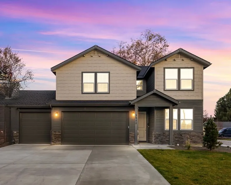 Creswell Lane! Where luxury meets entertainment! - Image 1