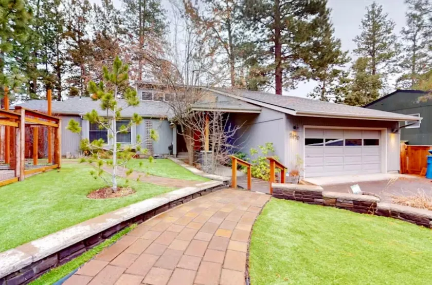 Westside Paradise - Hottub, Home Theater & Pool! - Image 1
