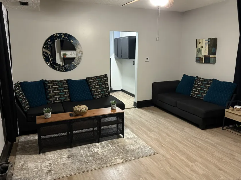 City View Apartment Nr Downtown, Newport & The Ark - Image 1